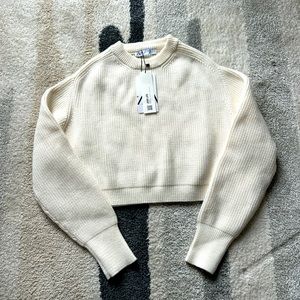 NWT ZARA RIBBED KNIT SWEATER